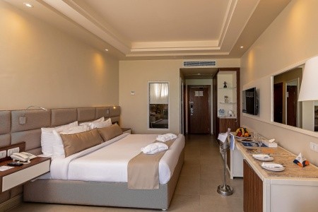 Egypt Hurghada Sunny Days El Palacio Resort & Spa 8 dňový pobyt All Inclusive Letecky Letisko: Bratislava June 2026 ( 2/06/26- 9/06/26)