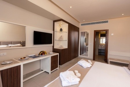 Egypt Hurghada Sunny Days El Palacio Resort & Spa 8 dňový pobyt All Inclusive Letecky Letisko: Bratislava June 2026 ( 2/06/26- 9/06/26)