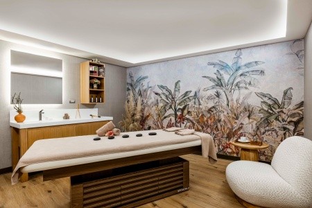 Concorde Deluxe Resort - 511