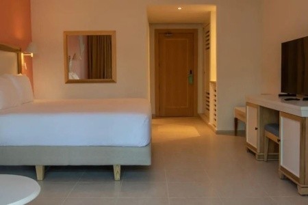 Iberostar Waves Punta Cana - 14