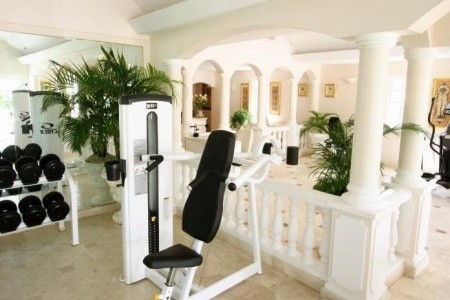 Coco Reef Resort & Spa - 6