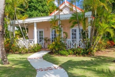 Coco Reef Resort & Spa - 10