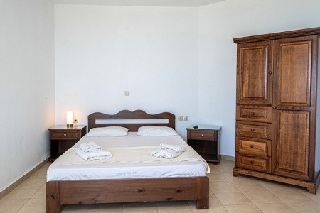 Aridas At The Beach - 16