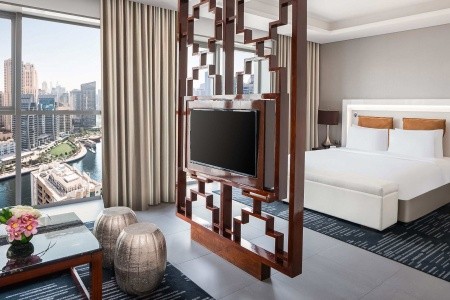 Spojené arabské emiráty Dubaj The First Collection Dubai Marina 8 dňový pobyt Polpenzia Letecky Letisko: Praha March 2026 (31/03/26- 7/04/26)