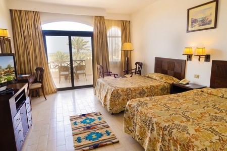 Blend Elphistone Resort - 6