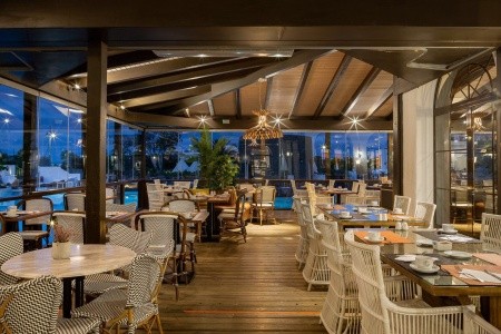 Kanárske ostrovy Lanzarote Livvo Volcan Lanzarote 8 dňový pobyt Polpenzia Letecky Letisko: Praha February 2026 (17/02/26-24/02/26)