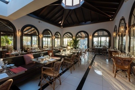 Kanárske ostrovy Lanzarote Livvo Volcan Lanzarote 8 dňový pobyt Polpenzia Letecky Letisko: Praha February 2026 (17/02/26-24/02/26)