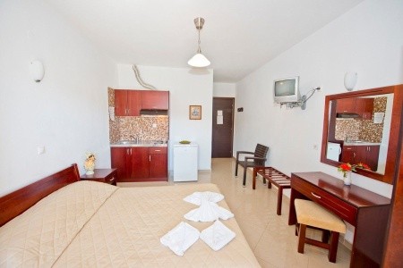 Medusa (Kriopigi) - 6