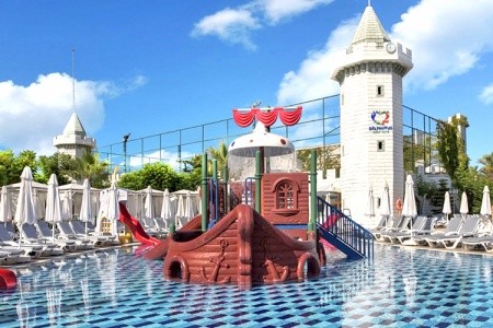 Turecko Antalya Delphin Imperial 12 dňový pobyt Ultra All inclusive Letecky Letisko: Praha July 2026 ( 4/07/26-15/07/26)