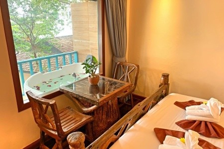 Thajsko Koh Samui Baan Hin Sai Resort 13 dňový pobyt Raňajky Letecky Letisko: Praha May 2026 ( 7/05/26-19/05/26)