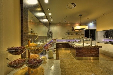 St. Joseph Royal Regent - 13