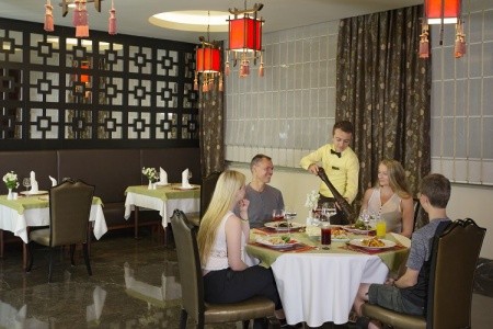 Turecko Side Royal Alhambra Palace 12 dňový pobyt Ultra All inclusive Letecky Letisko: Varšava August 2026 ( 6/08/26-17/08/26)