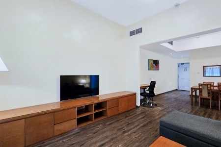 Spojené arabské emiráty Ajman Ramada Hotel & Suites By Wyndham Ajman (Ex Landmark Suites) 8 dňový pobyt All Inclusive Letecky Letisko: Praha June 2026 (18/06/26-25/06/26)