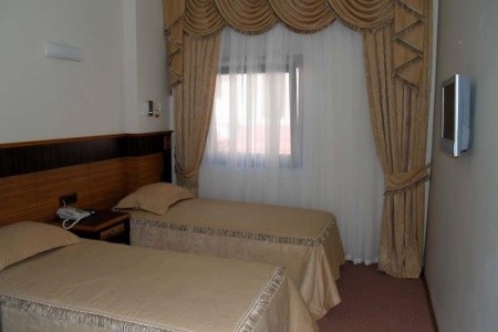 Turecko Istanbul The Byzantium Hotel & Suites 4 dňový pobyt Raňajky Letecky Letisko: Viedeň March 2026 (26/03/26-29/03/26)