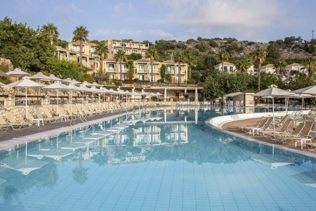 Grécko Kefalónia Apostolata Island Resort 14 dňový pobyt Polpenzia Letecky Letisko: Praha August 2026 (10/08/26-23/08/26)