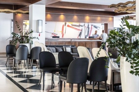 Grécko Kefalónia Apostolata Island Resort 14 dňový pobyt Polpenzia Letecky Letisko: Praha August 2026 (10/08/26-23/08/26)