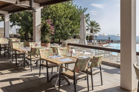 Grécko Kefalónia Apostolata Island Resort 14 dňový pobyt Polpenzia Letecky Letisko: Praha August 2026 (10/08/26-23/08/26)