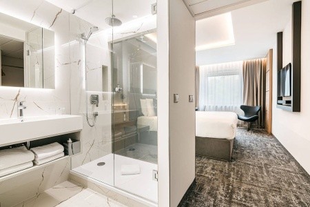 Česká republika Južná Morava Best Western Premier Hotel International 5 dňový pobyt Raňajky Vlastná November 2025 ( 7/11/25-11/11/25)