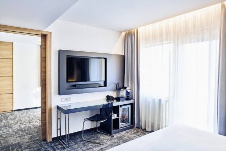 Česká republika Južná Morava Best Western Premier Hotel International 5 dňový pobyt Raňajky Vlastná November 2025 ( 7/11/25-11/11/25)