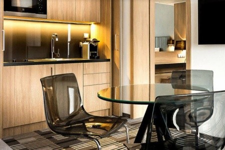 Česká republika Južná Morava Best Western Premier Hotel International 5 dňový pobyt Raňajky Vlastná November 2025 ( 7/11/25-11/11/25)