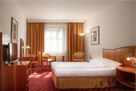 Česká republika Západné Čechy Orea Spa Hotel Cristal Mariánské Lázně 6 dňový pobyt Raňajky Vlastná June 2026 ( 5/06/26-10/06/26)