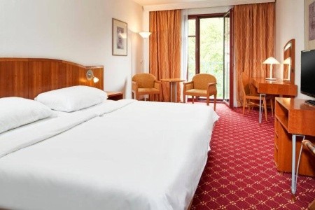 Česká republika Západné Čechy Orea Spa Hotel Cristal Mariánské Lázně 6 dňový pobyt Raňajky Vlastná June 2026 ( 5/06/26-10/06/26)