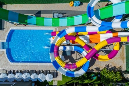 Sailors Beach Club - 100