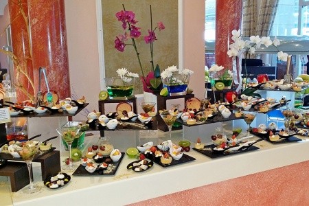 Grécko Rodos Rodos Palladium Leisure & Wellness 9 dňový pobyt Polpenzia Letecky Letisko: Praha June 2026 ( 4/06/26-12/06/26)