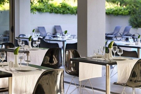 Oktober Downtown Rooms - 11