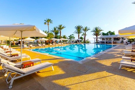 Cyprus Protaras Crystal Springs Beach 12 dňový pobyt Polpenzia Letecky Letisko: Praha July 2026 (14/07/26-25/07/26)