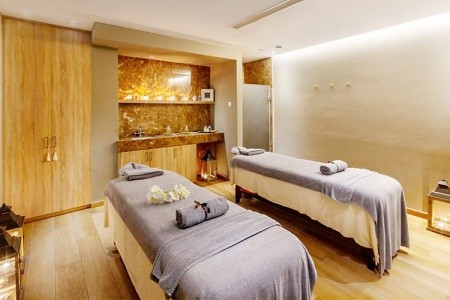 Cyprus Protaras Crystal Springs Beach 12 dňový pobyt Polpenzia Letecky Letisko: Praha July 2026 (14/07/26-25/07/26)