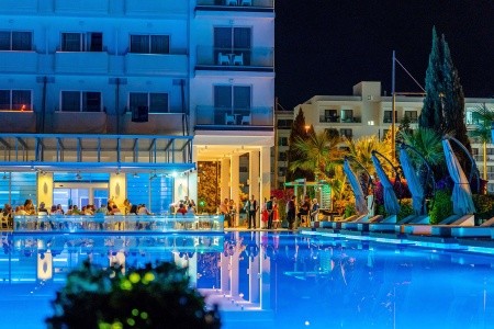 Cyprus Ayia Napa Nestor 8 dňový pobyt Polpenzia Letecky Letisko: Praha September 2026 (15/09/26-22/09/26)