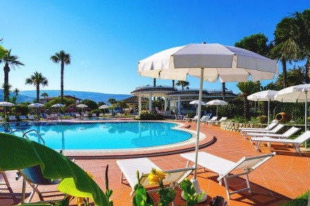 Taliansko Kalábria Costa Azzurra 15 dňový pobyt Raňajky Letecky Letisko: Praha September 2026 (15/09/26-29/09/26)