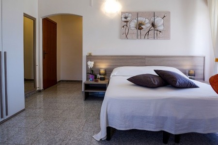 Taliansko Kalábria Costa Azzurra 15 dňový pobyt Raňajky Letecky Letisko: Praha September 2026 (15/09/26-29/09/26)