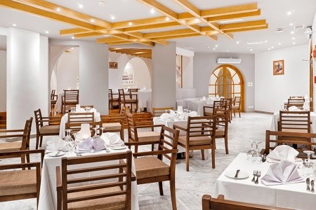 Egypt Dahab Safir Dahab Resort 8 dňový pobyt Polpenzia Letecky Letisko: Praha August 2026 (12/08/26-19/08/26)