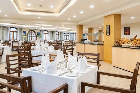 Egypt Dahab Safir Dahab Resort 8 dňový pobyt Polpenzia Letecky Letisko: Praha August 2026 (12/08/26-19/08/26)