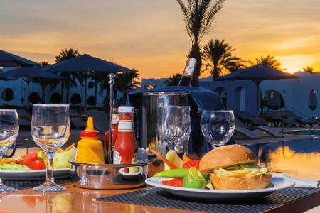 Egypt Dahab Safir Dahab Resort 8 dňový pobyt Polpenzia Letecky Letisko: Praha August 2026 (12/08/26-19/08/26)