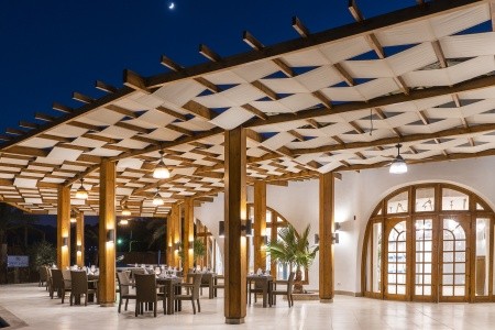 Egypt Dahab Safir Dahab Resort 8 dňový pobyt Polpenzia Letecky Letisko: Praha August 2026 (12/08/26-19/08/26)