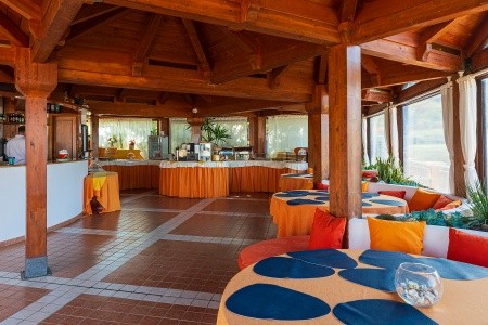 Taliansko Kalábria Piccolo 10 dňový pobyt Polpenzia Letecky Letisko: Praha June 2026 ( 2/06/26-11/06/26)