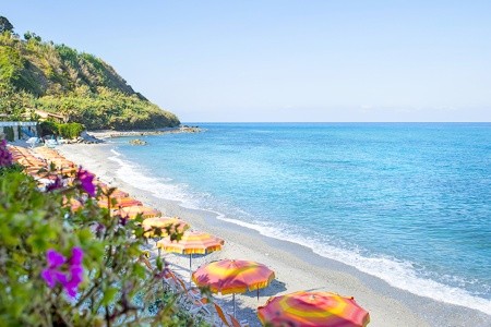 Taliansko Kalábria Villaggio Stromboli 9 dňový pobyt Plná penzia Letecky Letisko: Ostrava August 2026 (13/08/26-21/08/26)