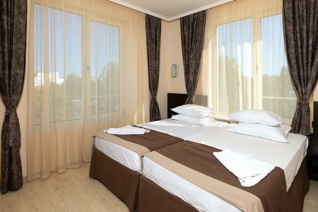 Bulharsko Slnečné Pobrežie Rome Palace Deluxe 12 dňový pobyt All Inclusive Letecky Letisko: Praha June 2026 (24/06/26- 5/07/26)