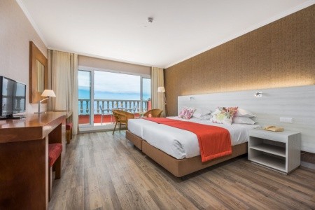 Madeira  Enotel Sunset Bay 10 dňový pobyt Raňajky Letecky Letisko: Budapešť January 2026 (13/01/26-22/01/26)