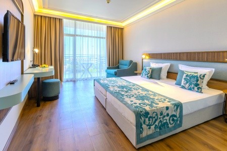 Bulharsko Zlaté Piesky Kristal 9 dňový pobyt All Inclusive Letecky Letisko: Praha August 2026 (24/08/26- 1/09/26)