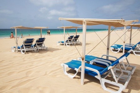 Kapverdské ostrovy Ostrov Sal Dunas Del Sal 16 dňový pobyt Polpenzia Letecky Letisko: Praha September 2026 (24/09/26- 9/10/26)