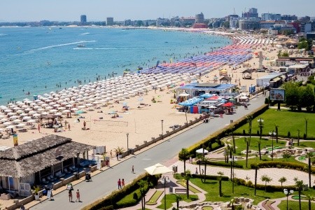 Dit Majestic Beach Resort - 4