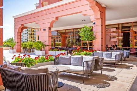 Dit Majestic Beach Resort - 5