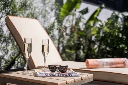 Unique Lifestyle Hotel - 98