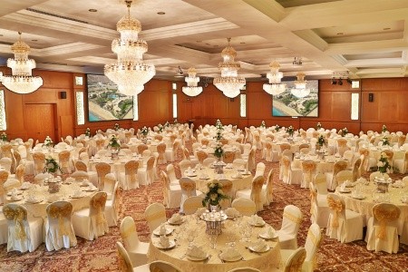 Spojené arabské emiráty Fujairah Miramar Al Aqah Beach Resort 8 dňový pobyt Ultra All inclusive Letecky Letisko: Viedeň May 2026 ( 8/05/26-15/05/26)