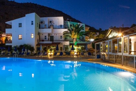 Coliseum Studios & Apartments - 5