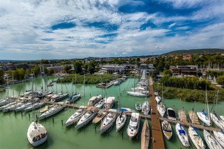 Golden Lake Resort - 16